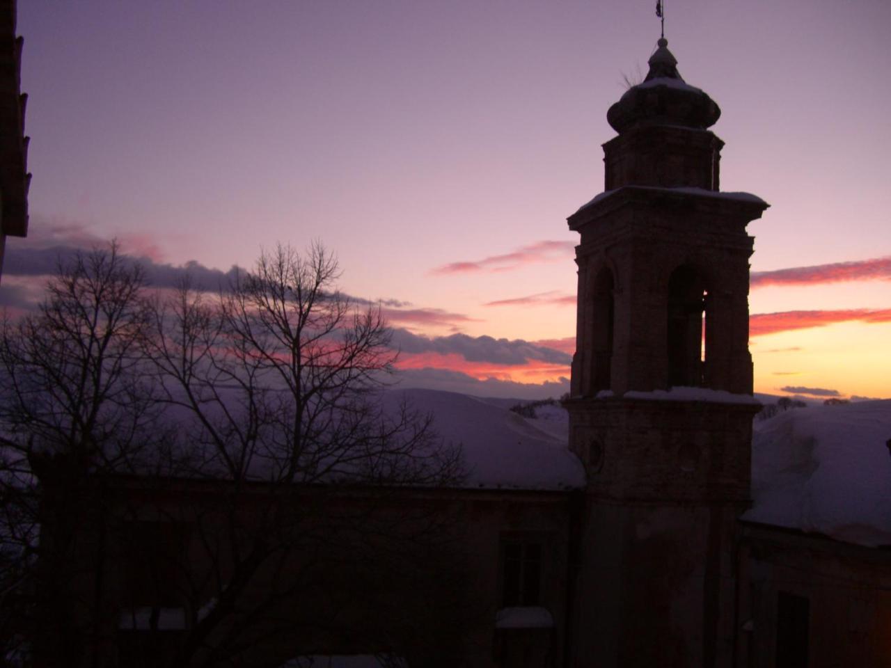 Agriturismo Pozzuolo Serrungarina Екстериор снимка